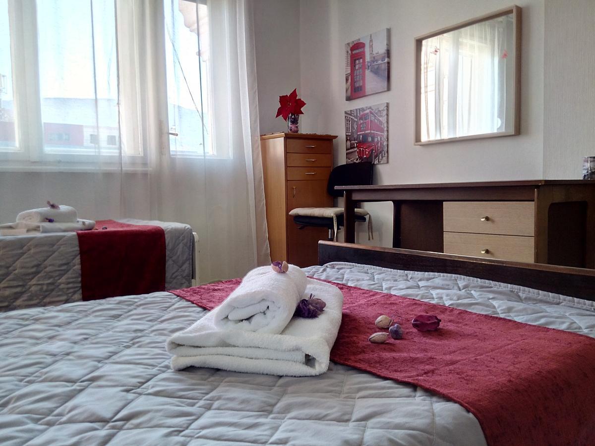 The Most Central Skopje Apartment Exterior foto