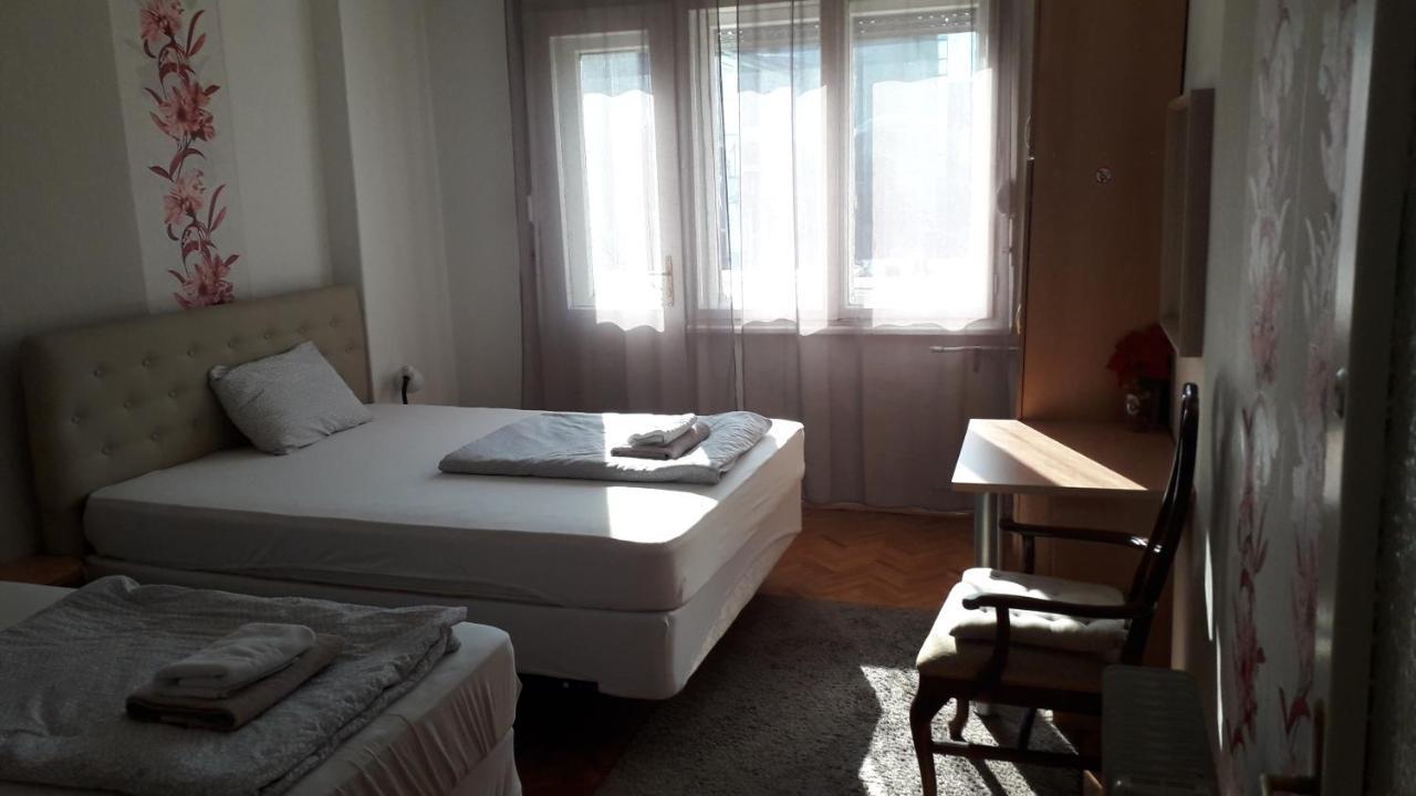The Most Central Skopje Apartment Exterior foto